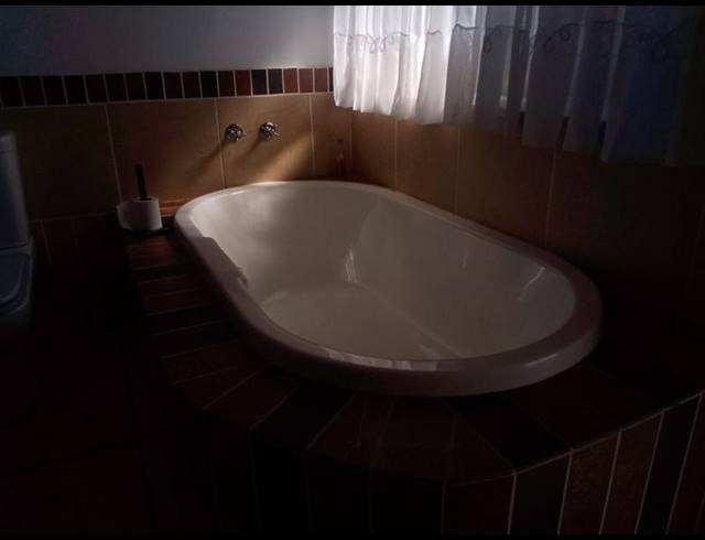 BUSINESS FOR SALE IN VANDERBIJLPARK SE 3